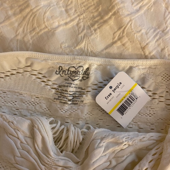 FREE PEOPLE Top - Picture 8 of 8